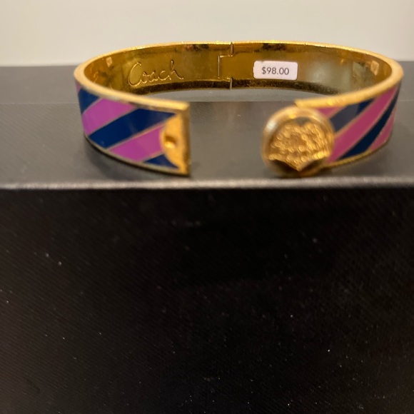 Coach Bracelet - Picture 2 of 3